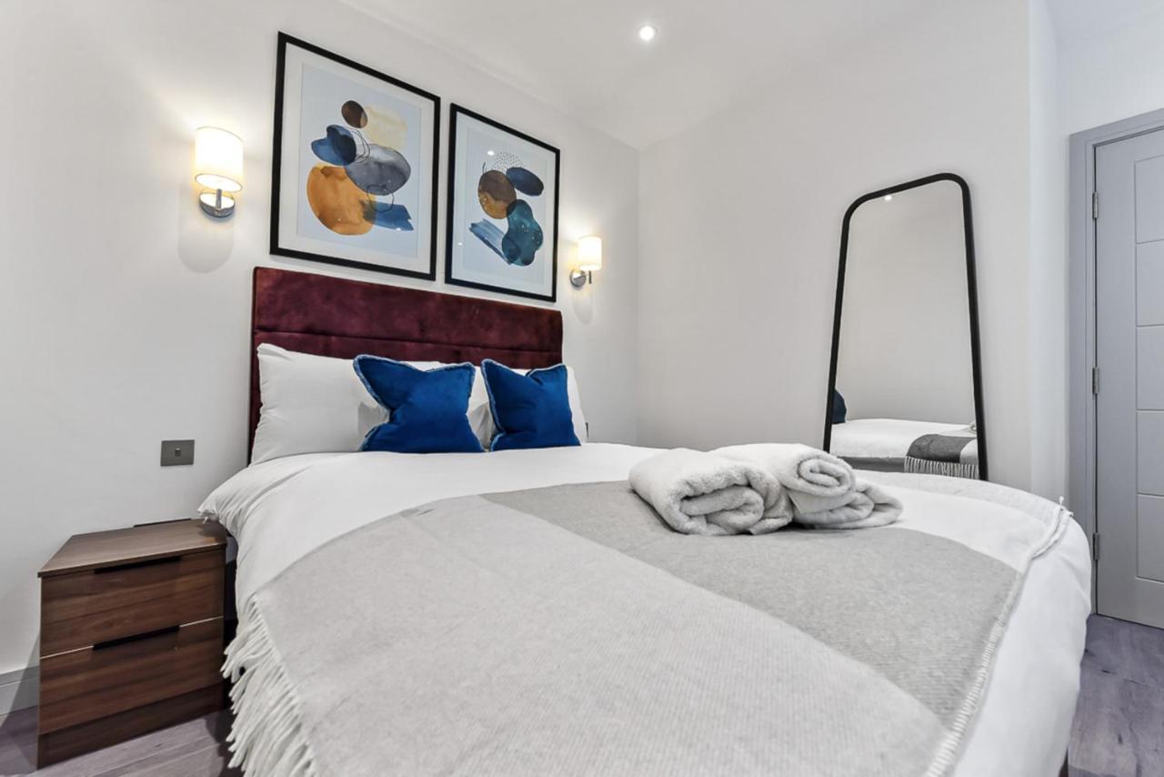 Amazing 2 Bedroom Apartment In Greater London Bagian luar foto